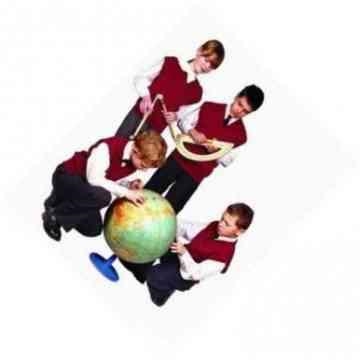 Школьные песни — Наша школьная страна (Не крутите пестрый глобус…)
